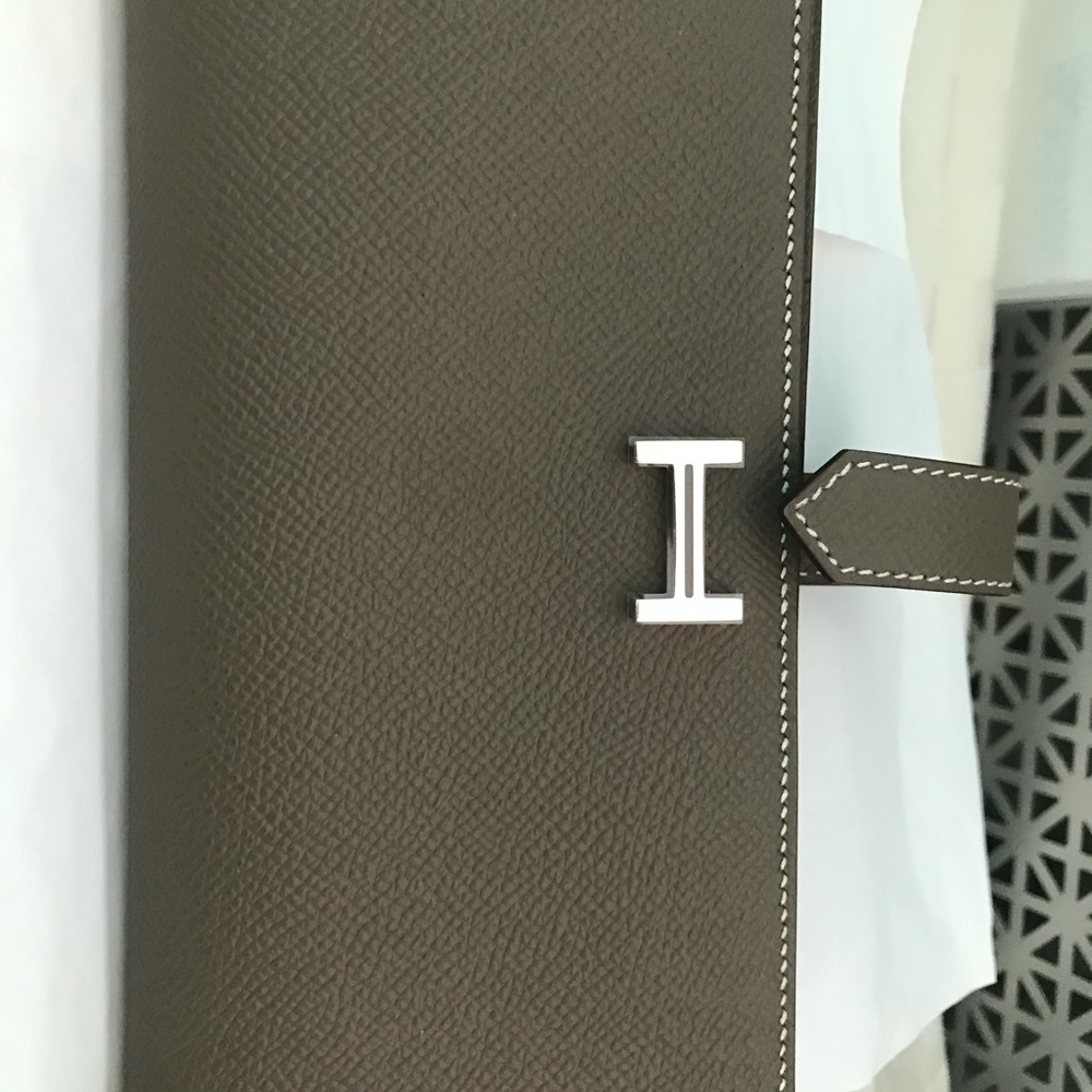 ‼️SOLD‼️Hermes Bearn Long Wallet